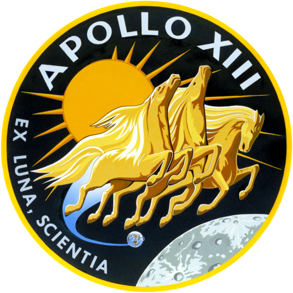 599px-Apollo_13-insignia.png