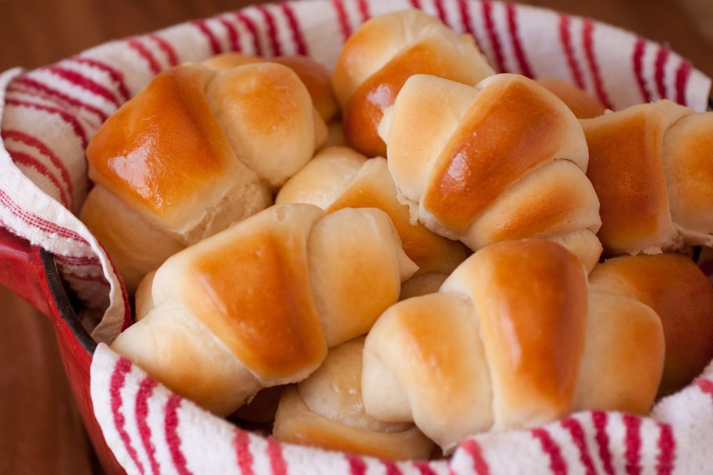 dinner+rolls7.jpg