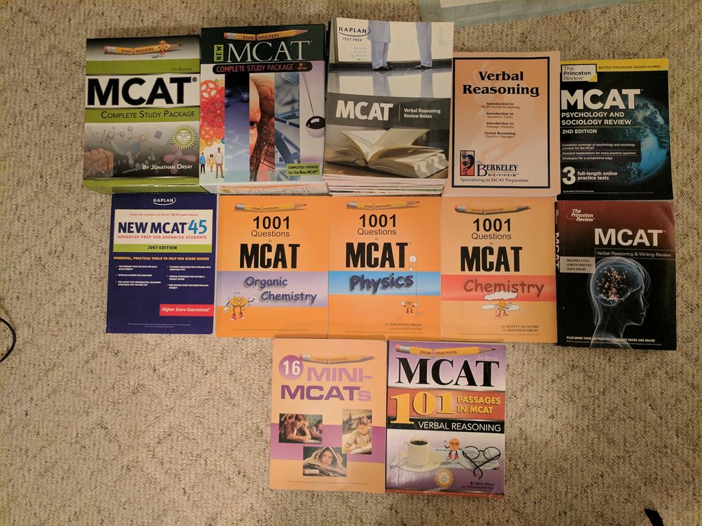 MCAT BOOKS.jpg