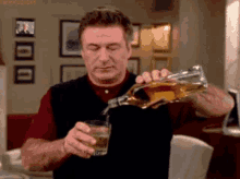 shots-pouringadrink.gif
