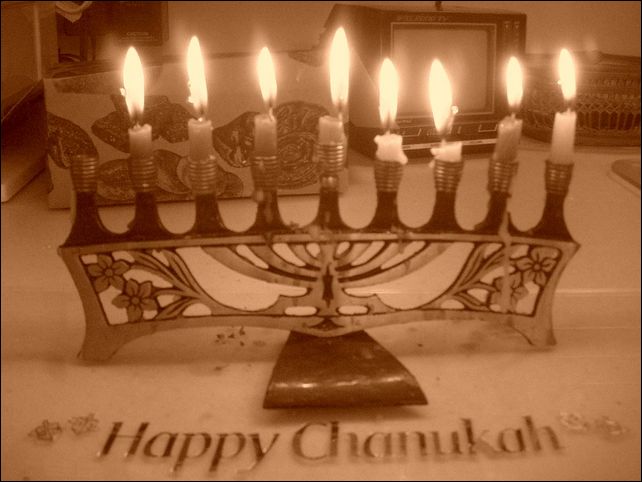 chanukah.jpg