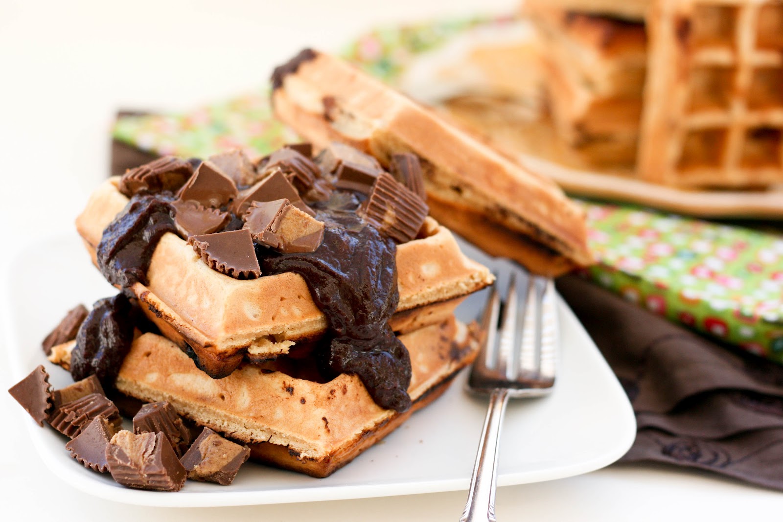 Reese's+Peanut+Butter+&+Chocolate+Waffles-5.jpg