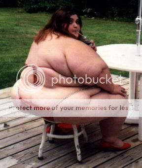 fat_lady_bikini.jpg