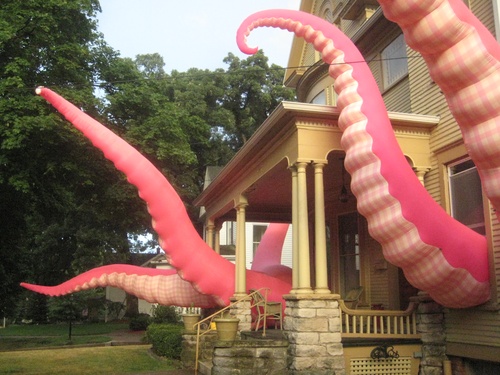 Kraken-tentacles-on-1222-Mulberry-Ave-Muscatine-Iowa.jpg