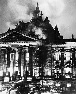 250px-Reichstagsbrand.jpg
