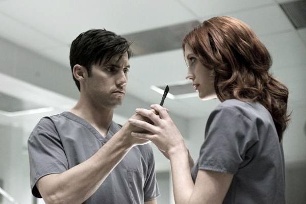 pathology_movie_image_milo_ventimiglia_and_lauren_lee_smith.jpg