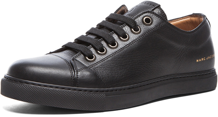 marc-jacobs-low-top-leather-sneakers-in-black-original-14857.jpg