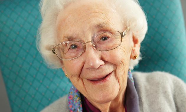 old-lady-face-shutterstock_98308550.jpg